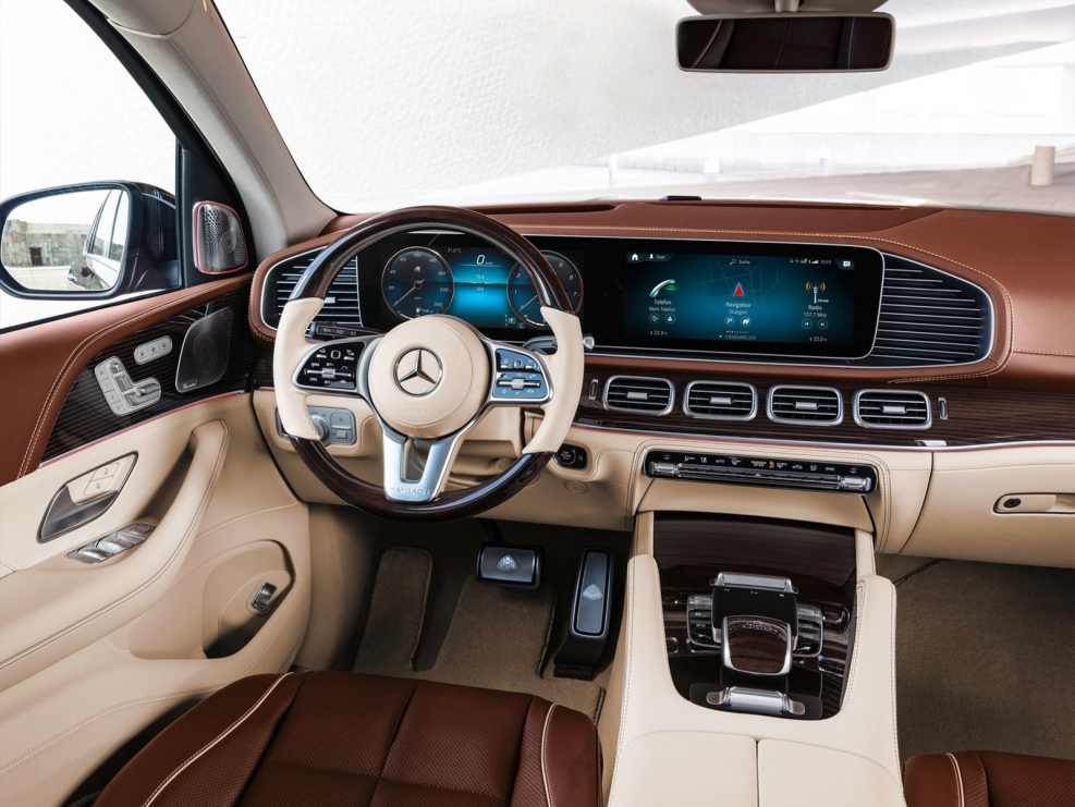 Новый Мерседес GLS 2020 салон