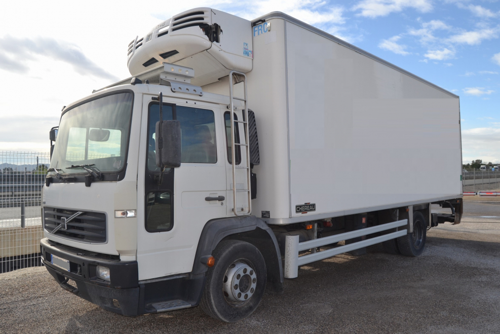 Volvo FL 180