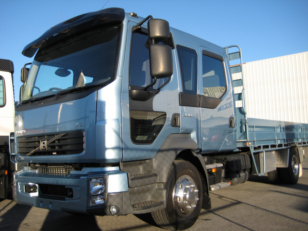 Volvo FL 4x2