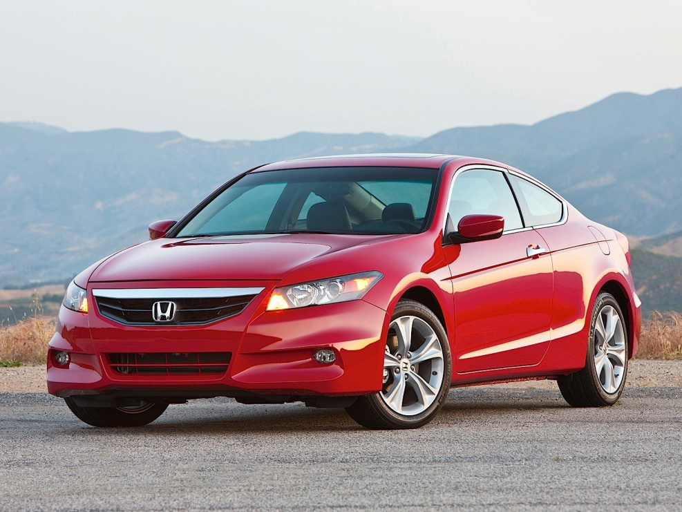 Honda Accord 6 Coupe Side