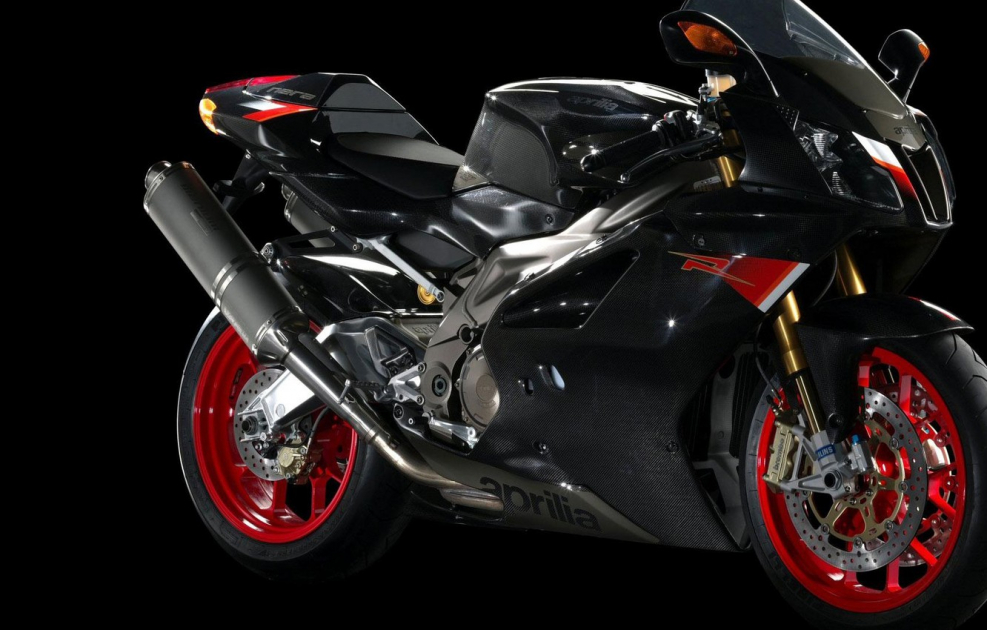 Aprilia r1000 2020