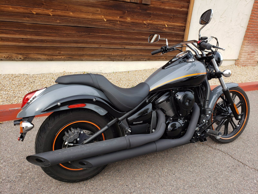 Kawasaki Vulcan 900