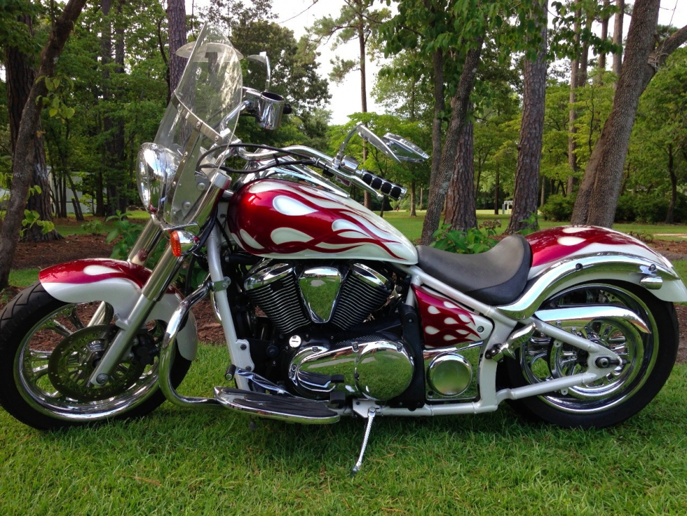 Мотоцикл Kawasaki vn900