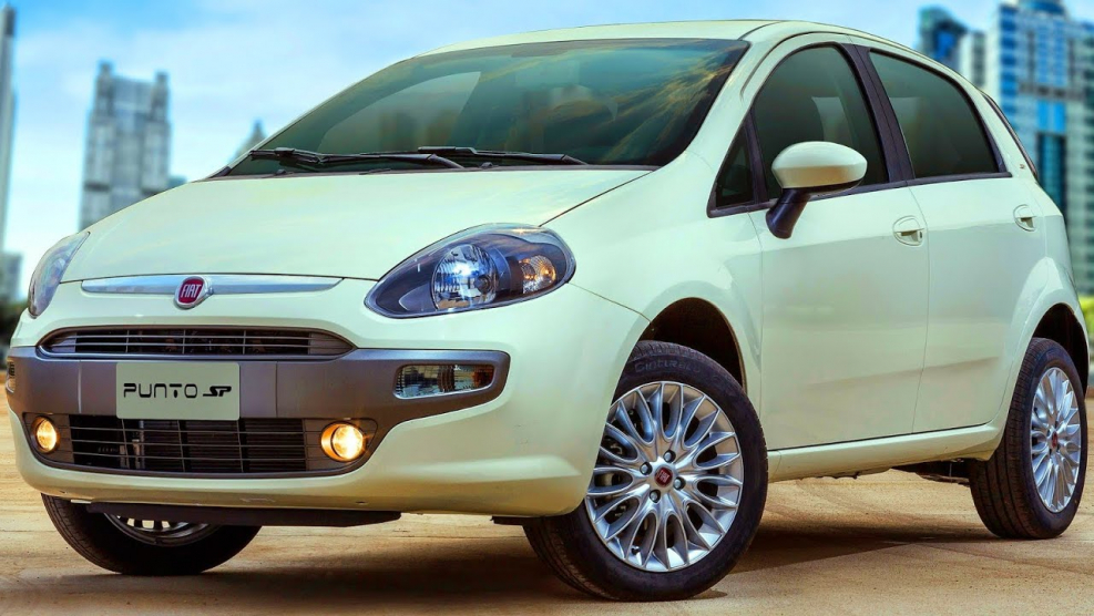 Фиат punto 1,4 2015