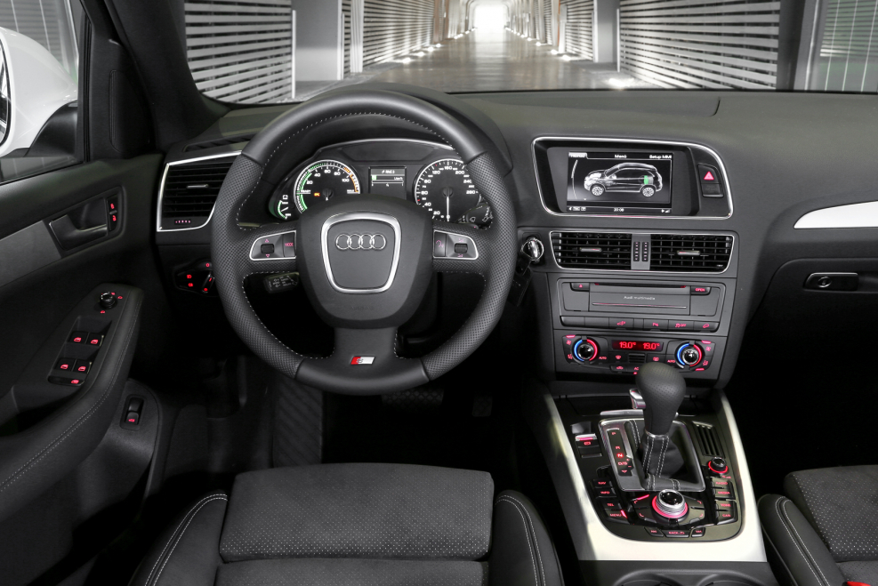 Audi q5 quattro салон