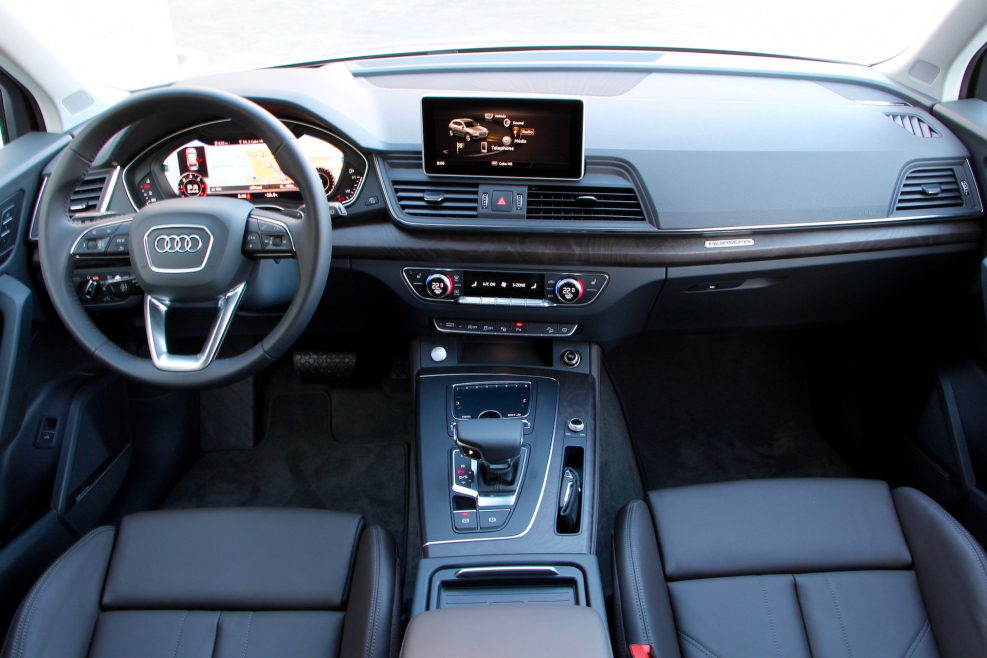 Audi q5 2021 салон
