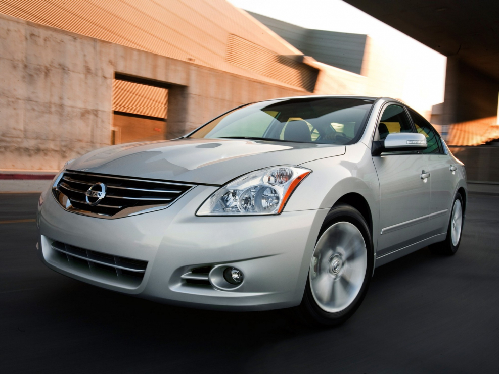 Nissan Altima 2010