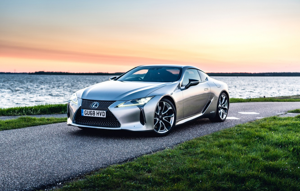 Lexus lc500h 2017