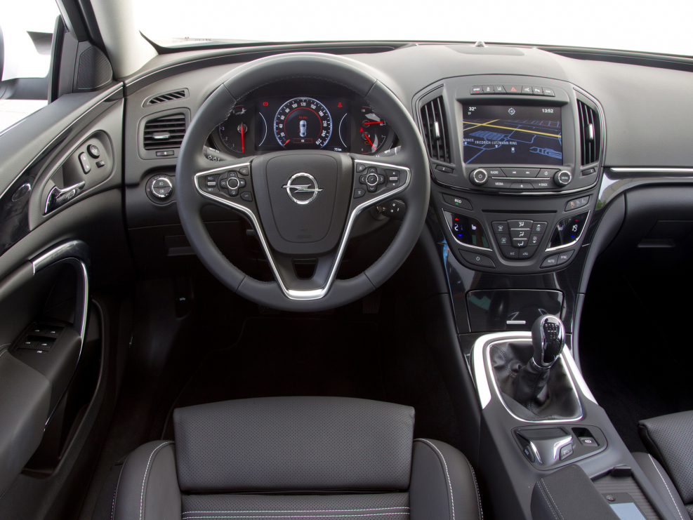 Opel Astra Insignia 2014