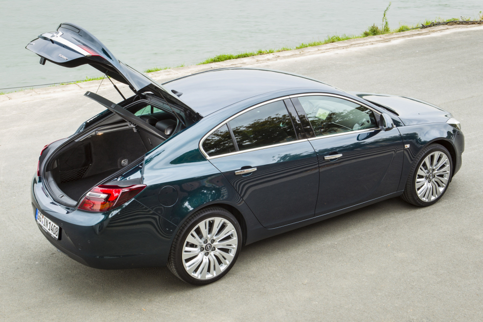 Opel Insignia лифтбек