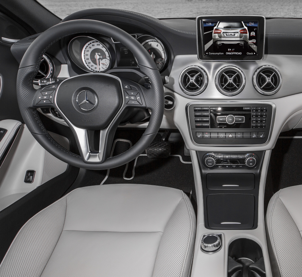 Mercedes-Benz GLA 250 салон