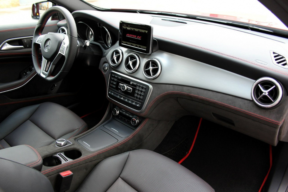 Mercedes GLA интерьер