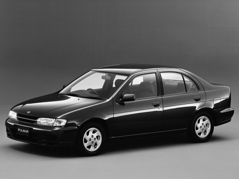 Nissan Pulsar хэтчбек 1995 2000