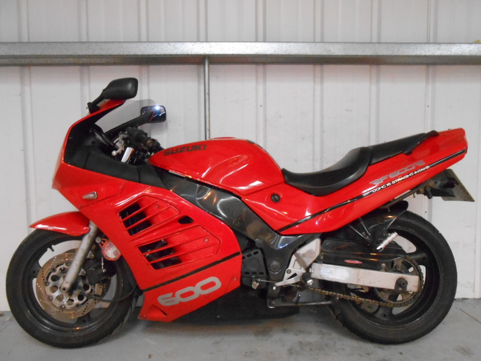 Suzuki rf600r