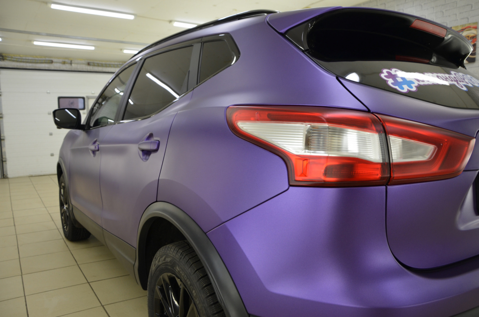 Nissan Qashqai темно синий