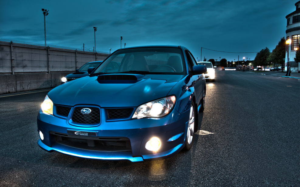 Subaru Impreza голубая