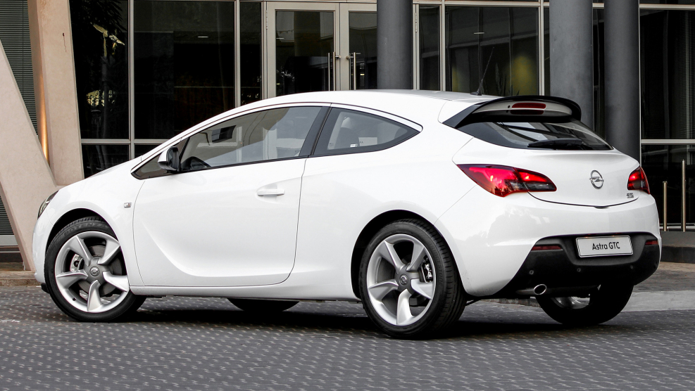 Opel Astra GTC 2012