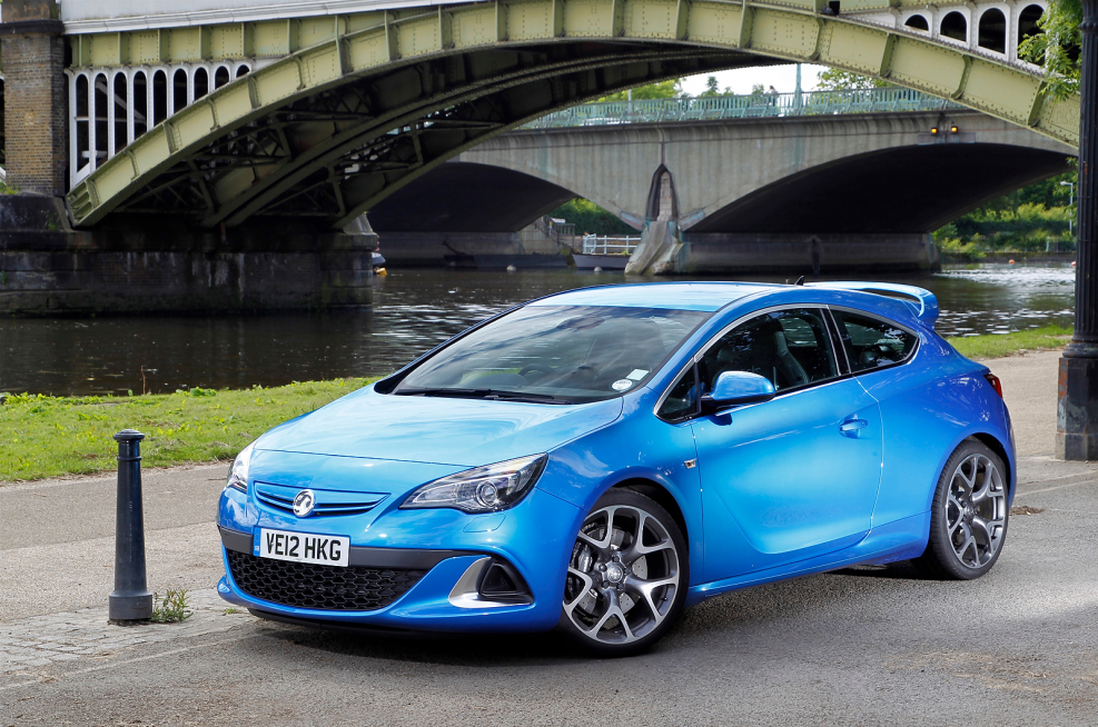 Opel Astra OPC 2020