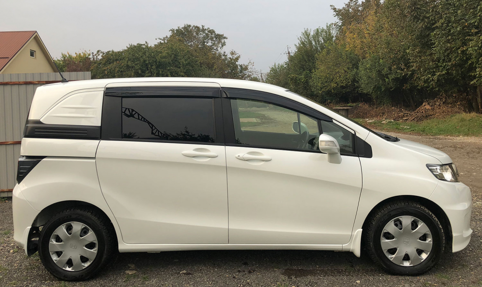 Honda freed Spike (gb3 ) 2010–2014