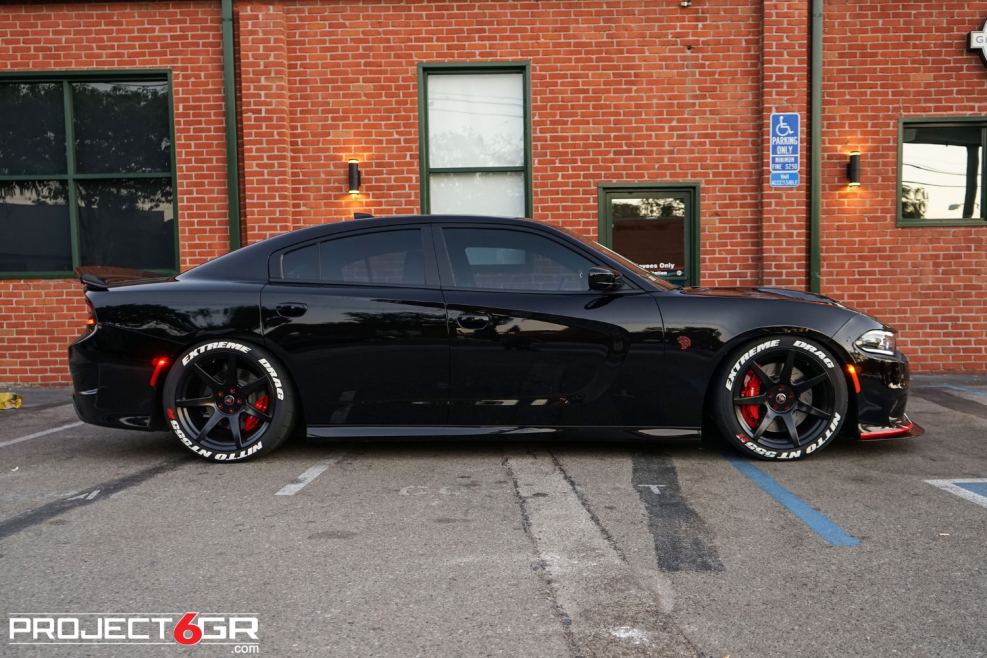 Dodge Charger srt Hellcat Wheels Black