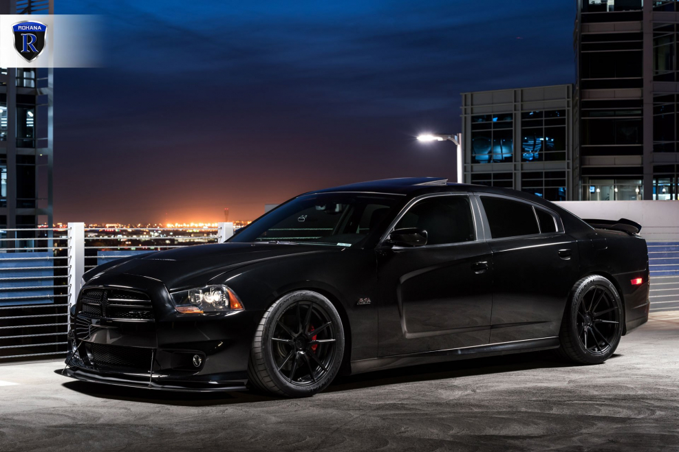 Dodge Charger srt 2014 черный