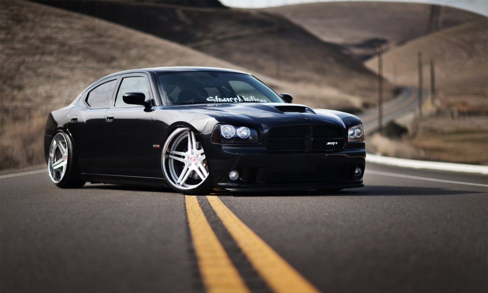 Dodge Charger srt8 черный
