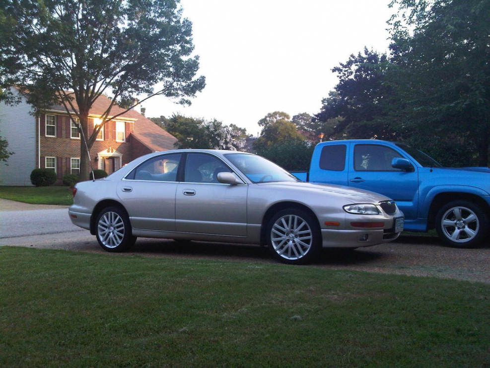 Mazda Millenia 2