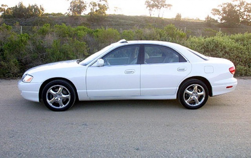 Mazda Millenia 2001