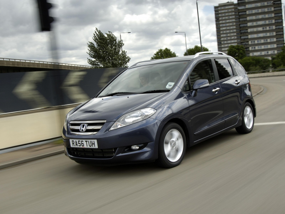 Honda. Fr-v 2004