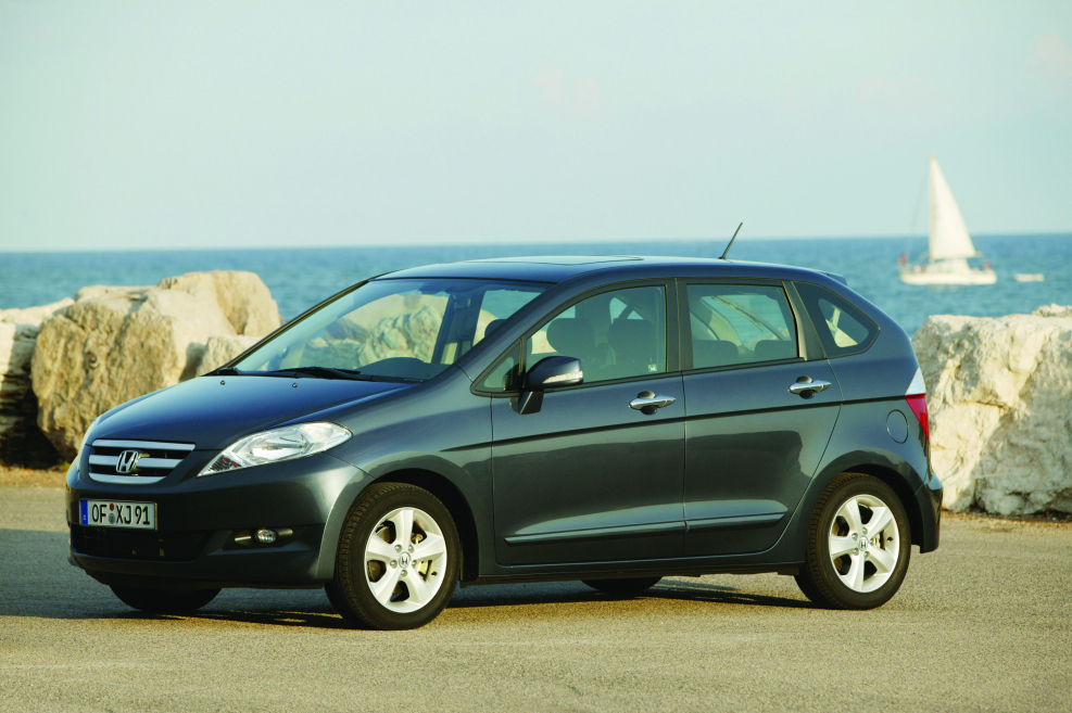 Honda. Fr-v 2004