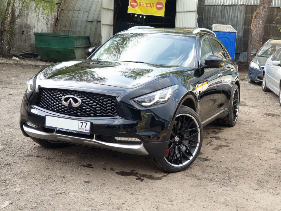 Infiniti qx70 Black Tuning