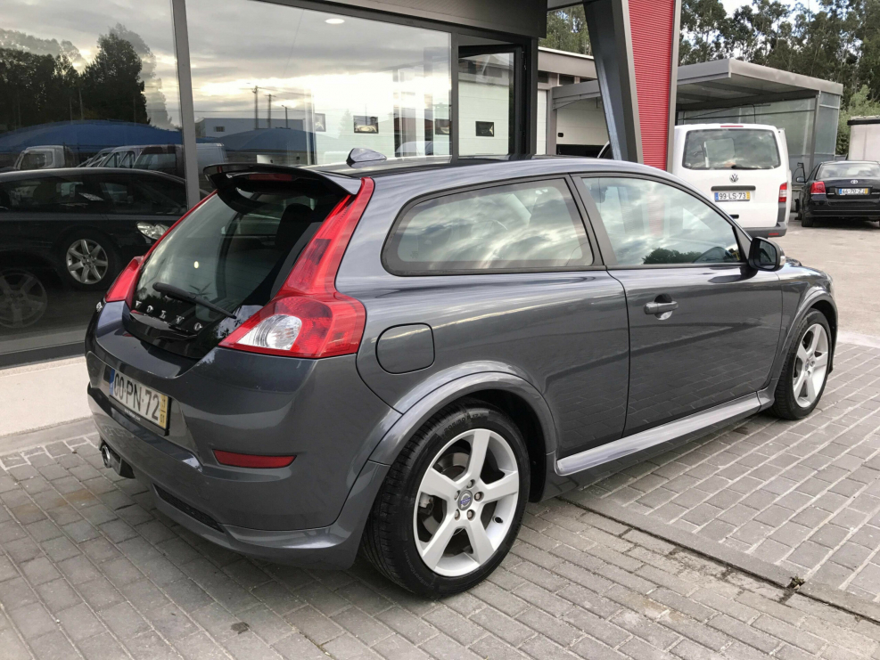 Volvo c30 r19