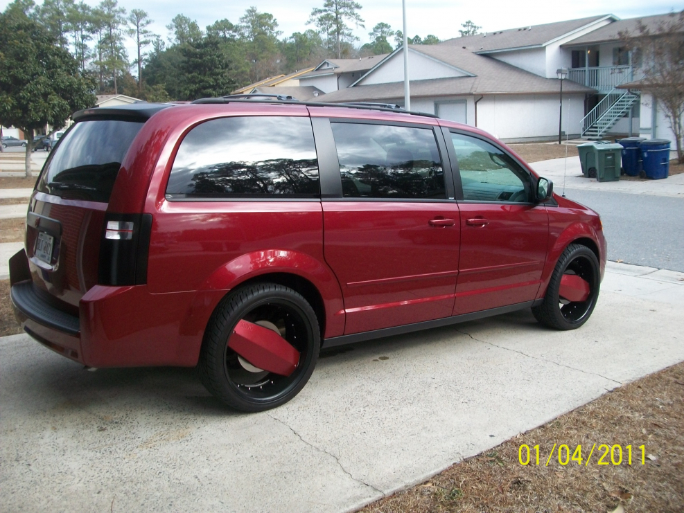 Dodge Caravan r19