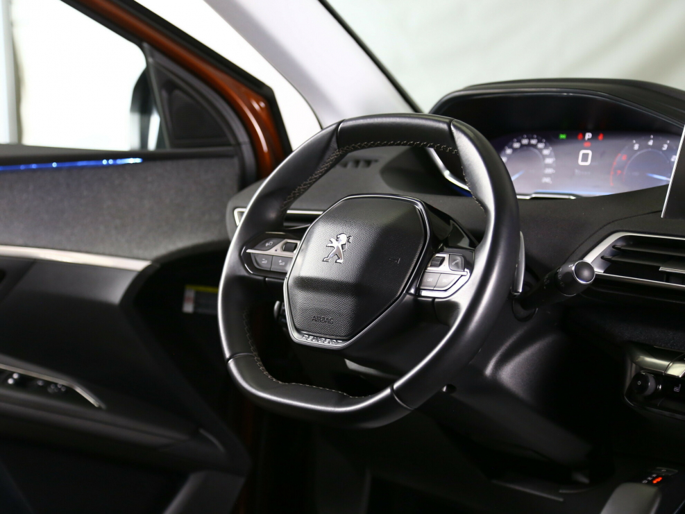 Peugeot 3008 II