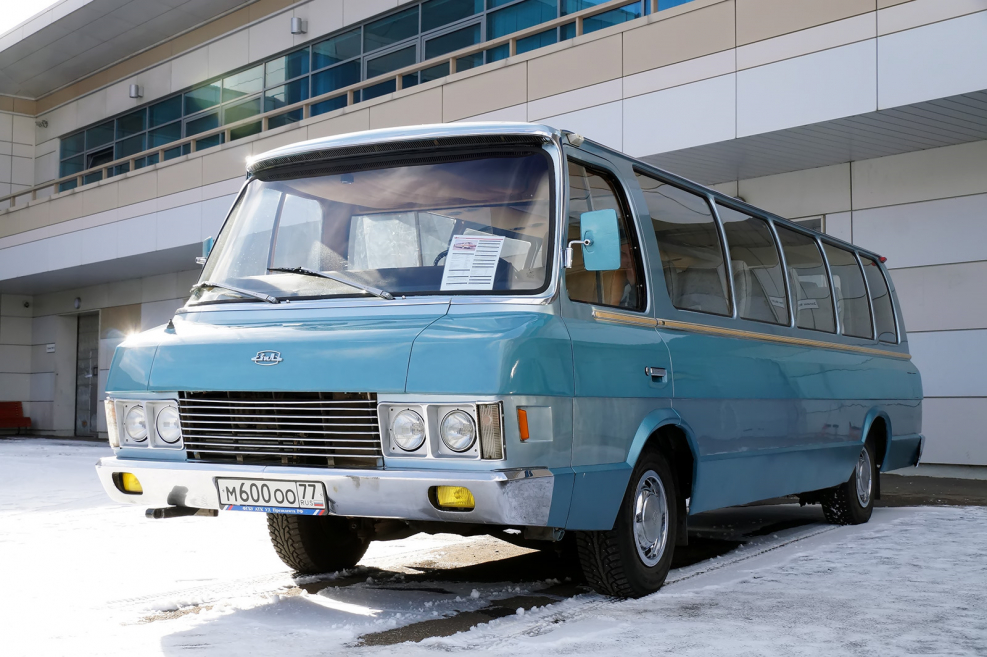 Микроавтобус Юность ЗИЛ-118