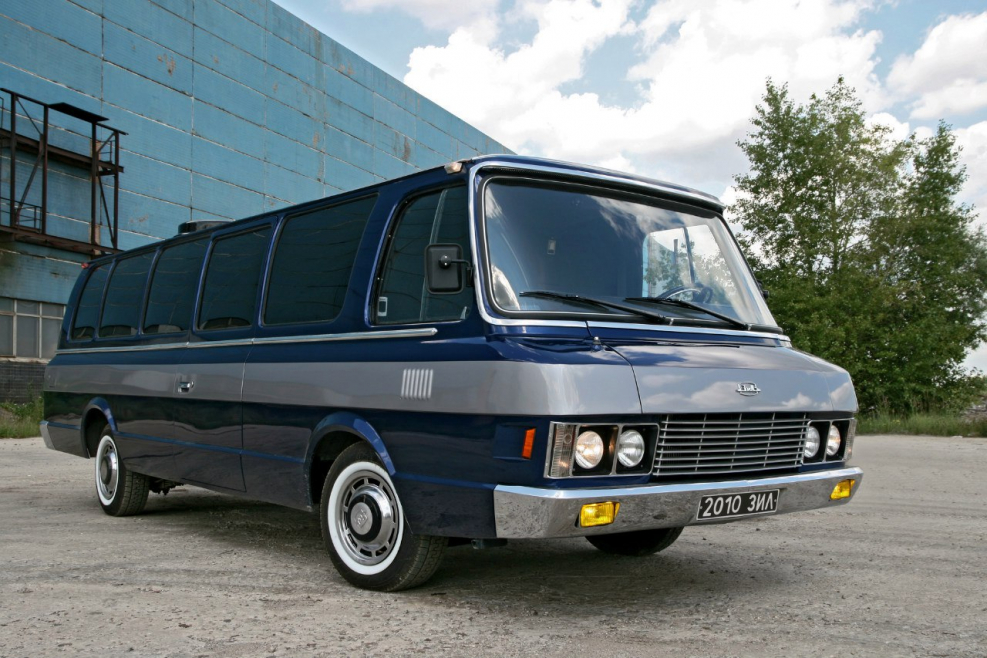 Автобус ЗИЛ 118