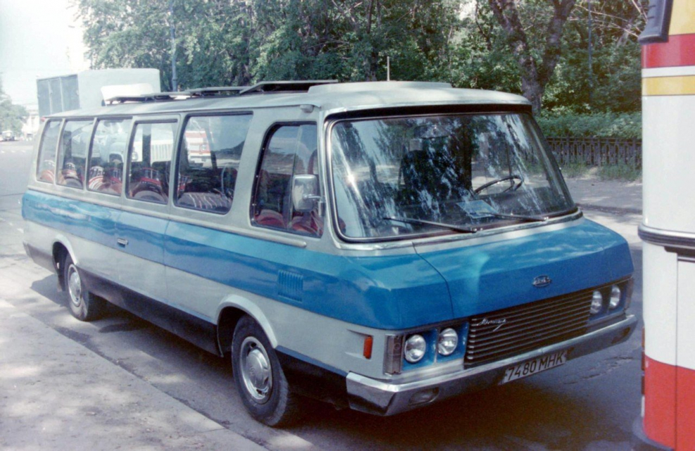 ЗИЛ-118 ’Юность’ ist124sp