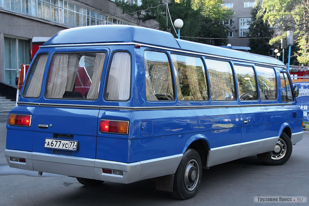 Микроавтобус Юность ЗИЛ-118