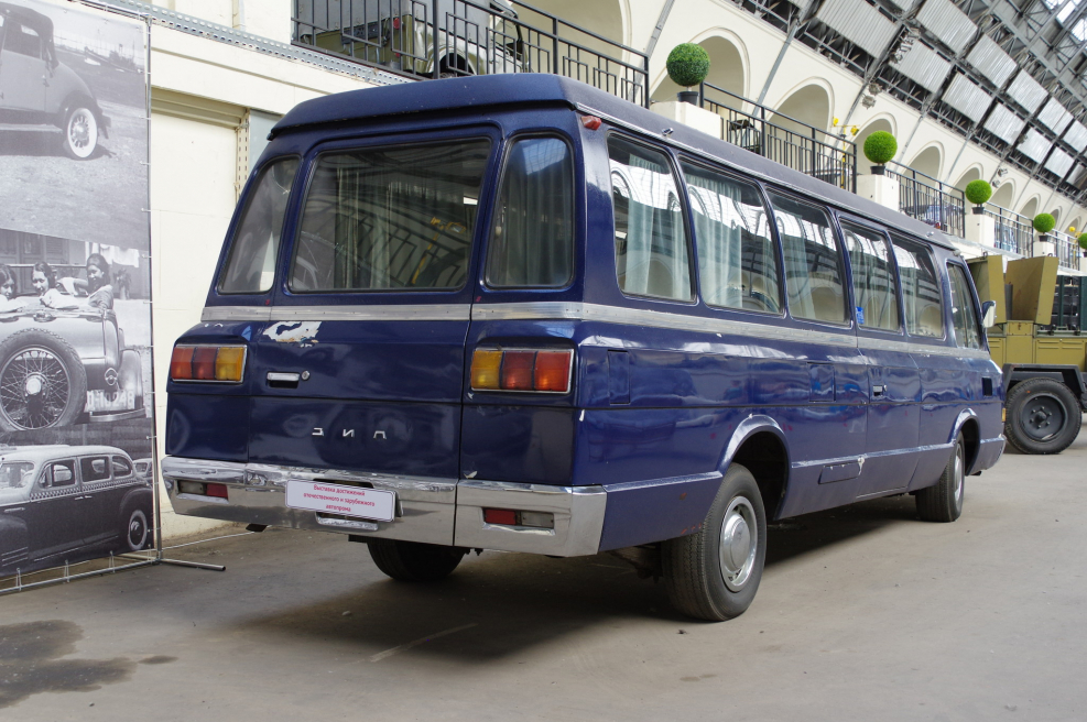 ЗИЛ 118