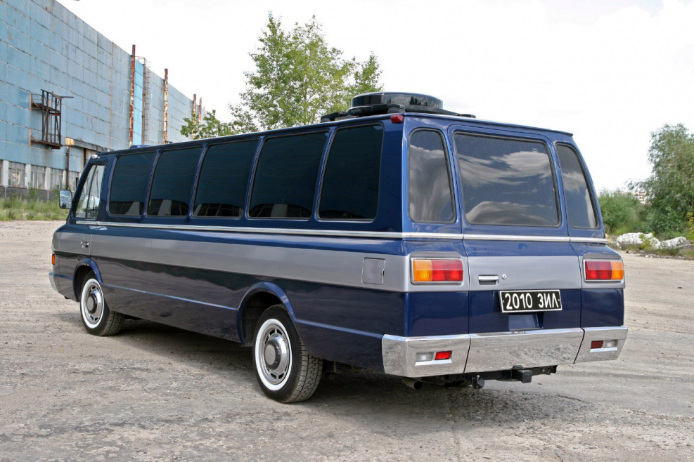 ЗИЛ-118 Юность