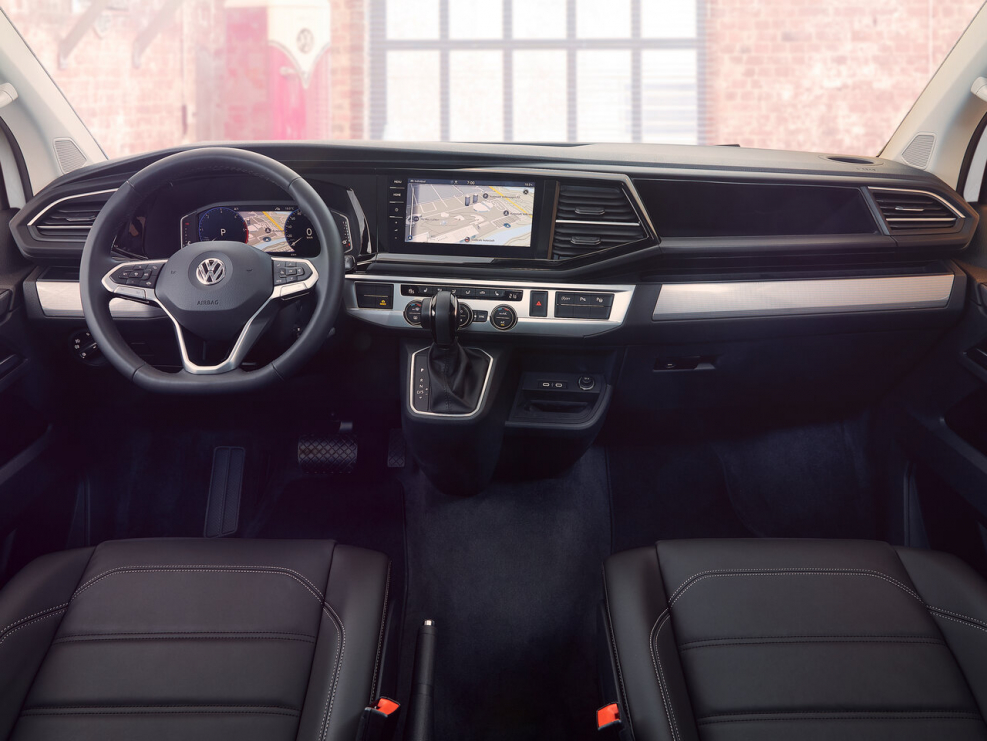 Volkswagen Multivan 6.1 салон