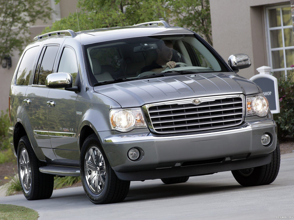 Внедорожник Chrysler Aspen