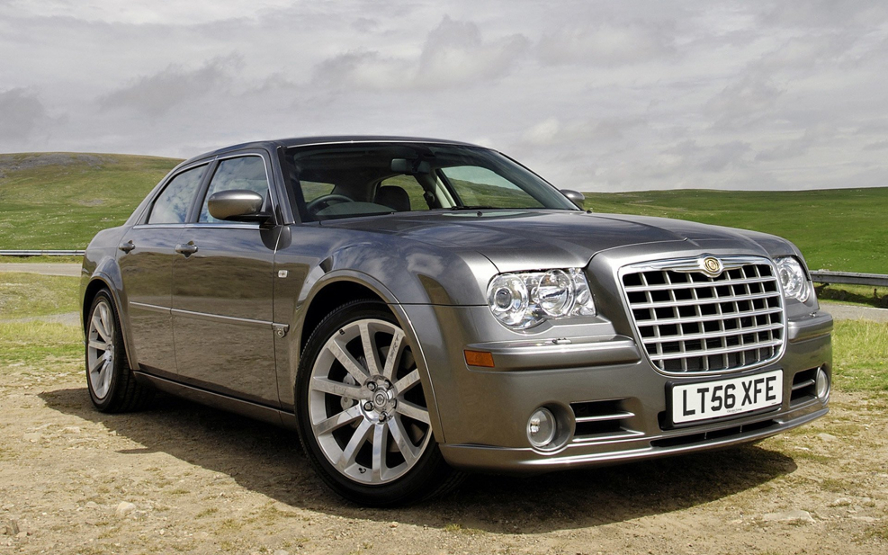 Машина Chrysler 300c