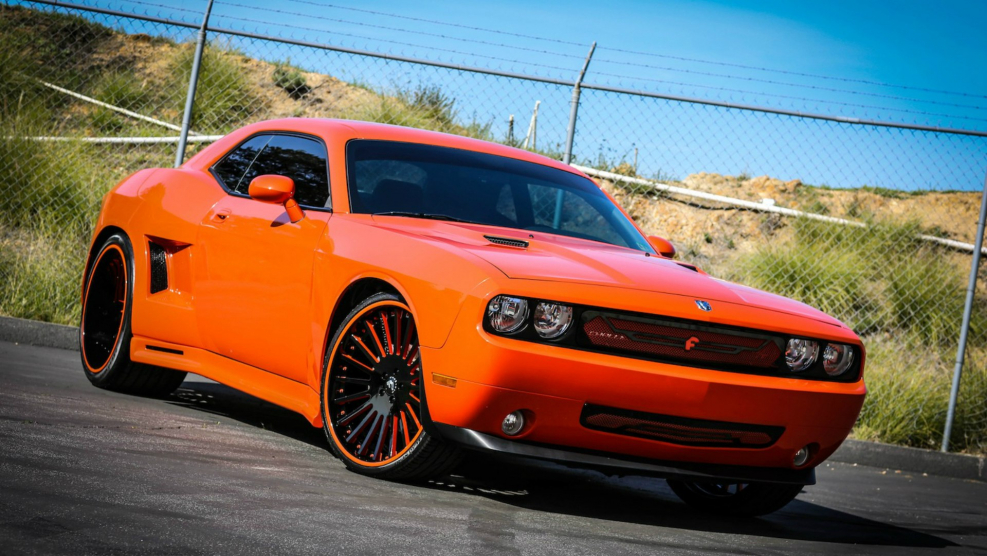 Dodge Challenger 2013 оранжевый