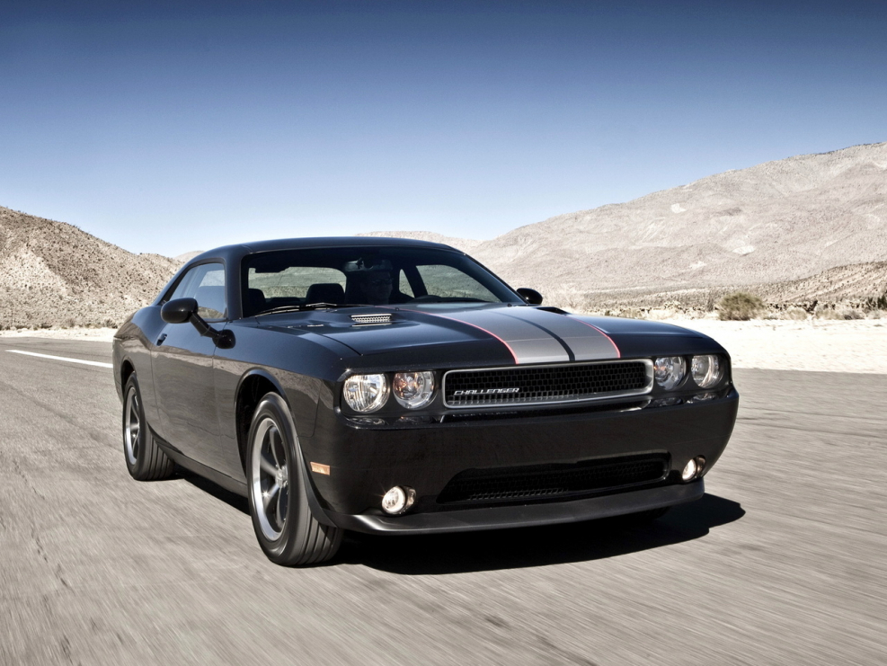 Dodge Challenger 2010 года