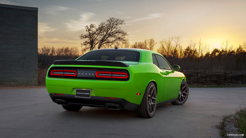 Dodge Challenger 85
