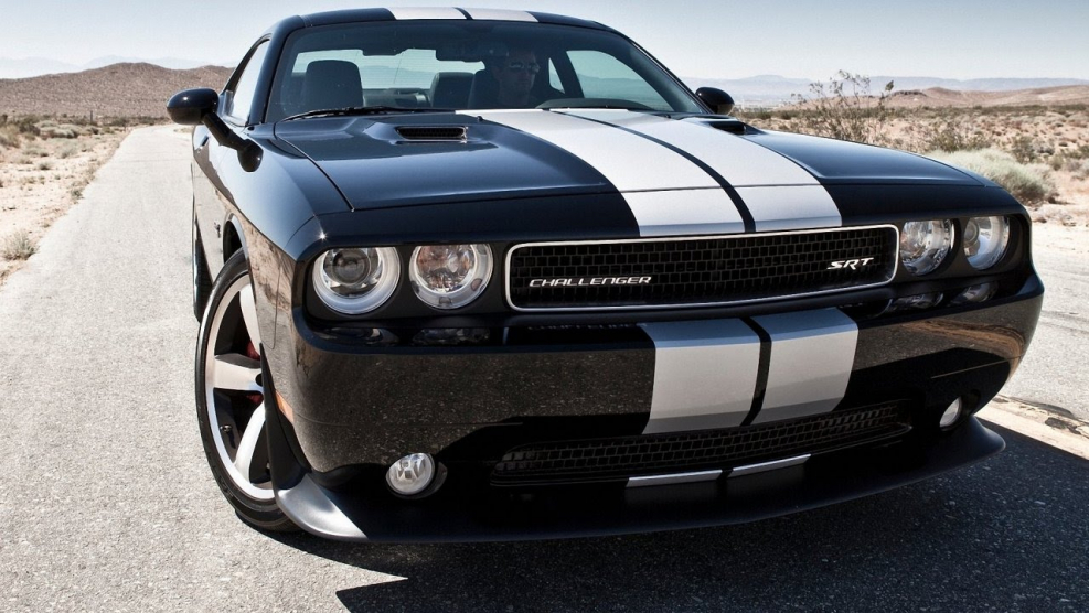 Dodge Challenger srt8 392
