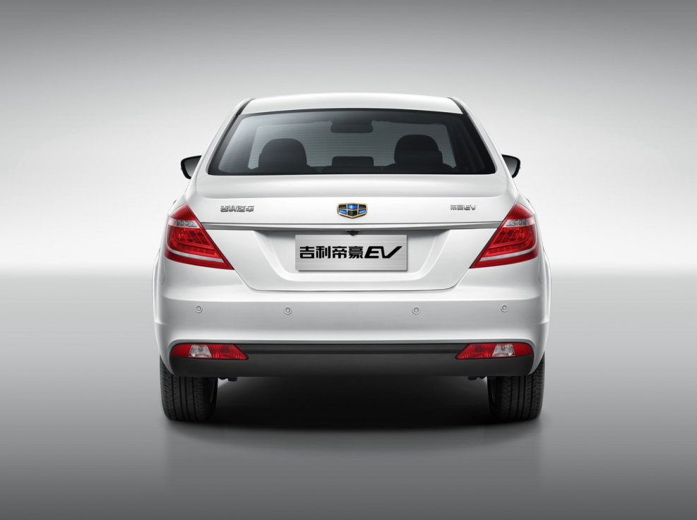 Geely Emgrand 7 седан