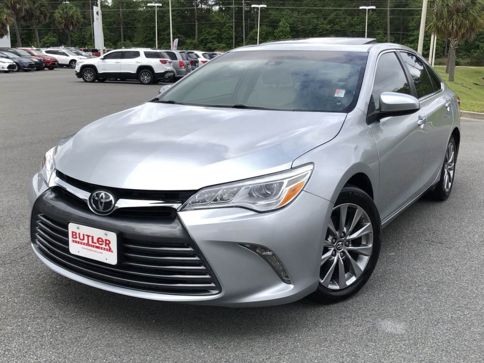 Toyota Camry SX 2015