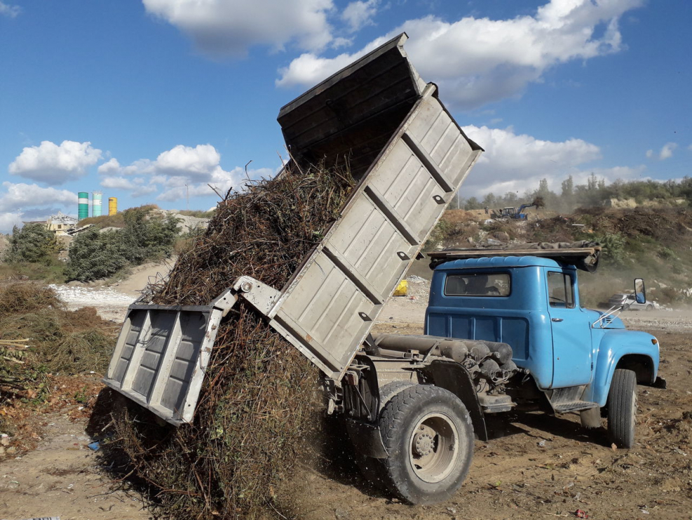 Вывоз строительного мусора ЗИЛ